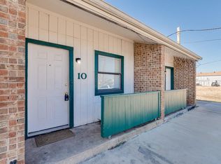 520 Bond St APT 10, Burleson, TX 76028