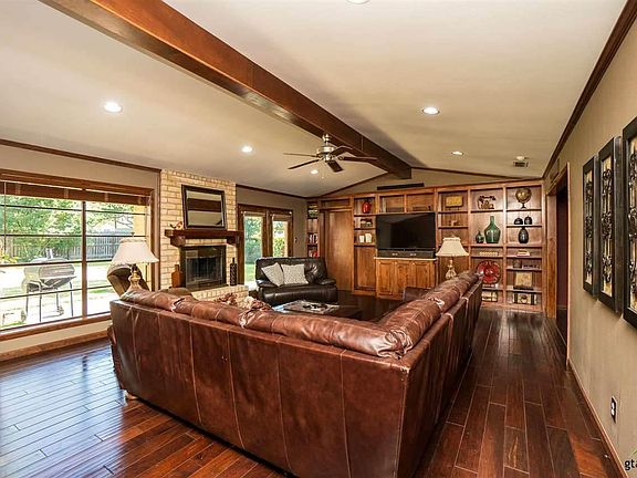 5th image of 1207 Maywood Dr