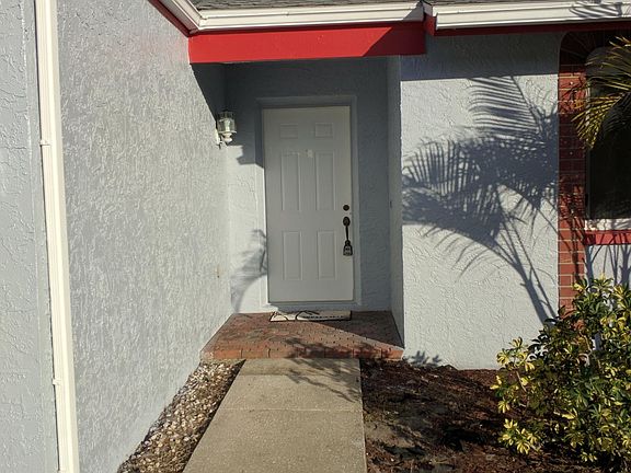 5th image of 10901 64th St