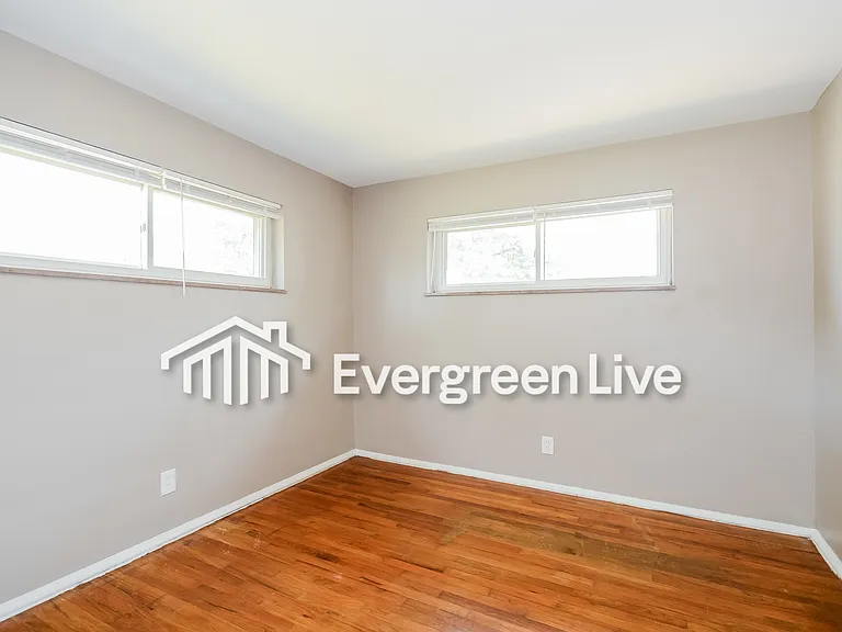 2020 Faywood Dr — Photo 10
