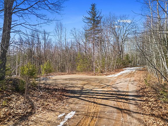 4th image of 180 Burket Mill Road