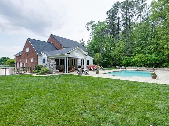 4th image of 4200 Ledge Cir