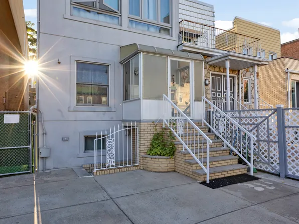 82 West End Avenue image 1 of 54