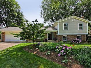 1411 Celesta Ct, Vienna, VA 22182