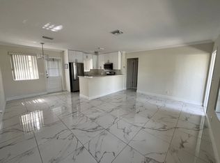 3705-3711 Polk St, Hollywood, FL 33021