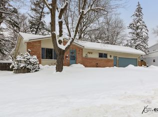 4985 Westshire Dr NW, Comstock Park, MI 49321