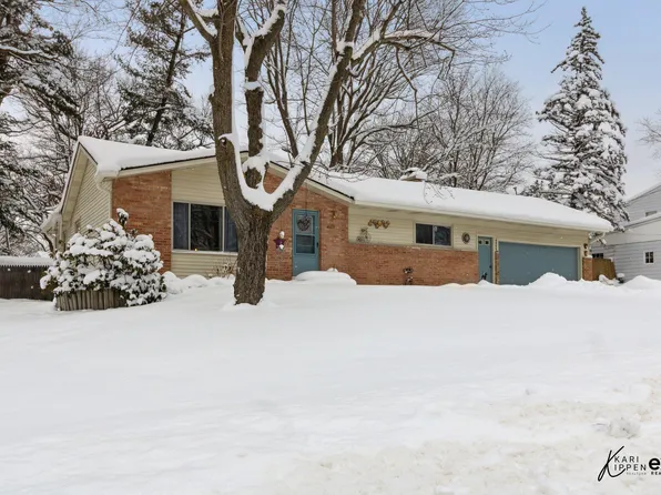 4985 Westshire Dr NW, Comstock Park, MI 49321