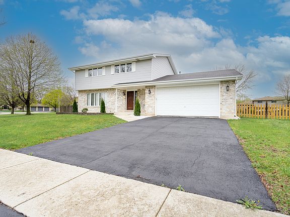 2nd image of 3310 Ivywild Ln