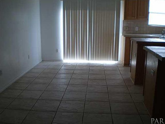 4th image of 8650 Faye Ave