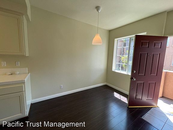 5th image of 21844 S Vermont Ave Unit 4