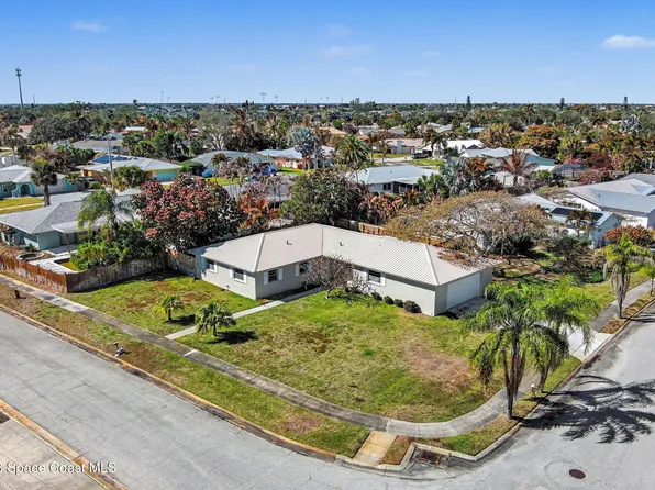 400 Maria Dr, Satellite Beach, FL 32937