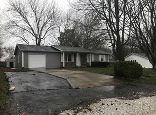 440 Hugh Ave, Sparta, MO 65753
