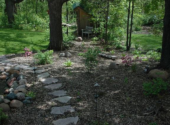 3rd image of 530 E Rum River Dr N