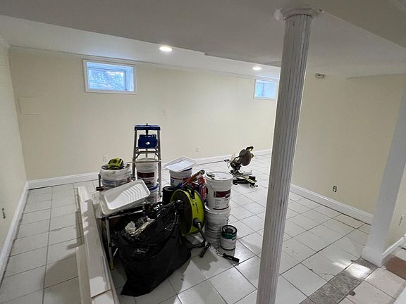 3rd image of 15 Hawley Ave