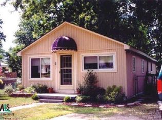 1059 N Bayfield St, Lake Orion, MI