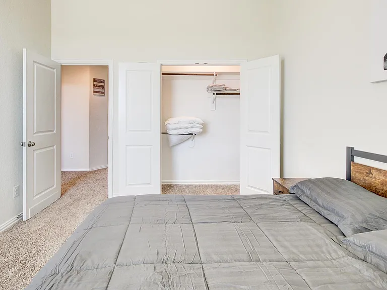 1646 Ryon Falls Dr — Photo 32