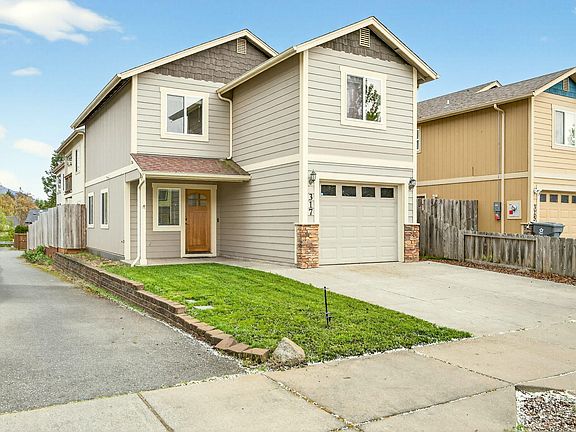 2nd image of 317 Bayou Pl