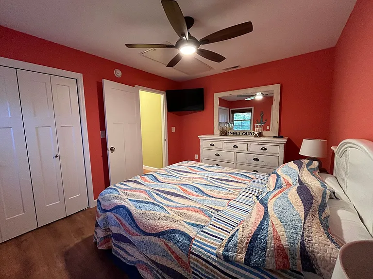 203 Fox Ln — Photo 18