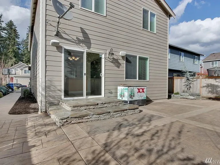 9508 200th St E — Photo 12