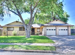 7222 Meadow Breeze Dr, San Antonio, TX 78227