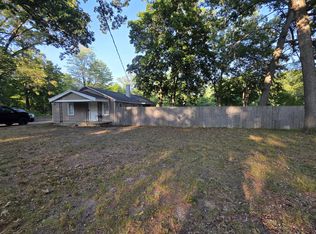 2048 S Mill Iron Rd, Muskegon, MI 49442
