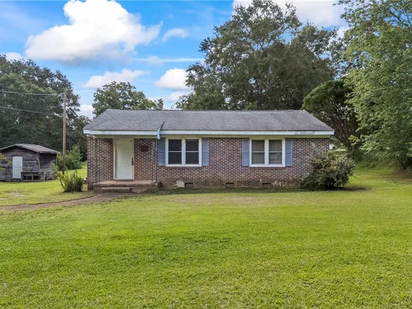 146 Hudson St, Westminster, SC 29693