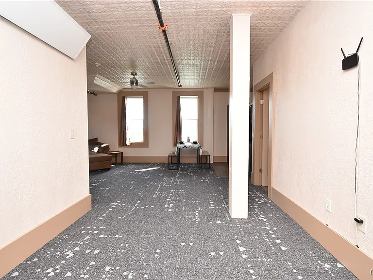 152 Court St #5 — Photo 4