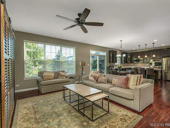4th image of 2699 Regency Ct E