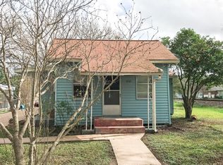 2521 Live Oak Ave, Bay City, TX 77414