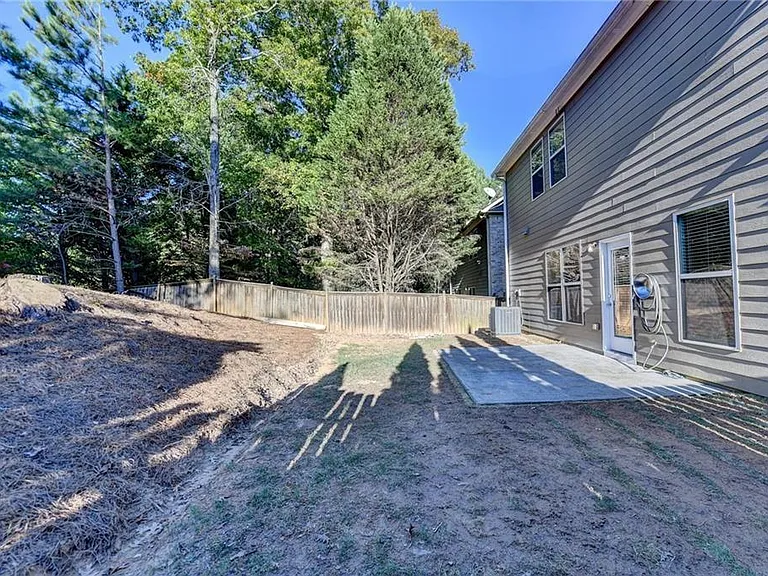522 Suwanee Oaks Dr — Photo 50