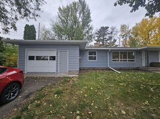 132 E Pomeroy St, River Falls, WI 54022