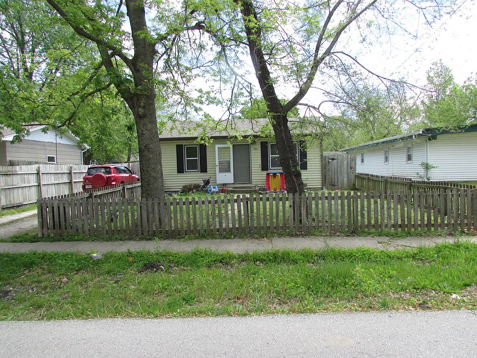 2nd image of 204 Hudson Ave