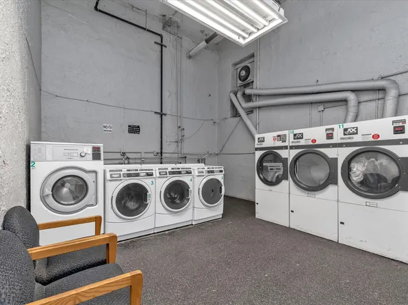 67-12 Yellowstone Boulevard image 19 of 24