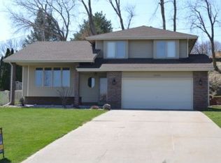 10965 S Lakeshore Dr, Blair, NE 68008