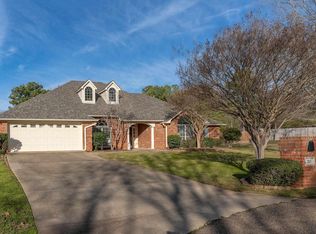 213 Penny Ln, Marshall, TX 75672