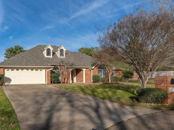 213 Penny Ln, Marshall, TX 75672