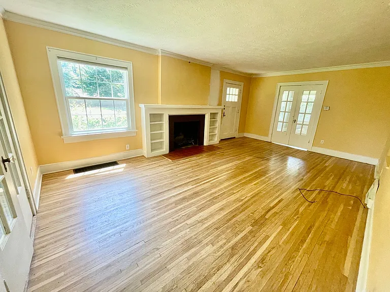 1715 S Kimbrough Ave — Photo 7