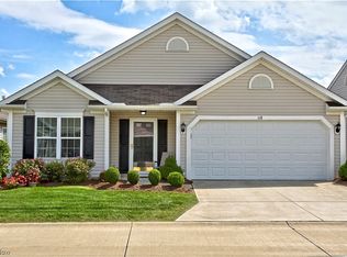 118 Breckenridge Oval, Elyria, OH 44035