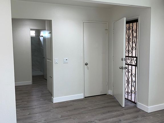 3rd image of 421 N Huntington Ave #B