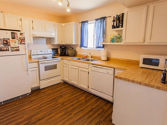 4th image of 7566 Patillas Ct