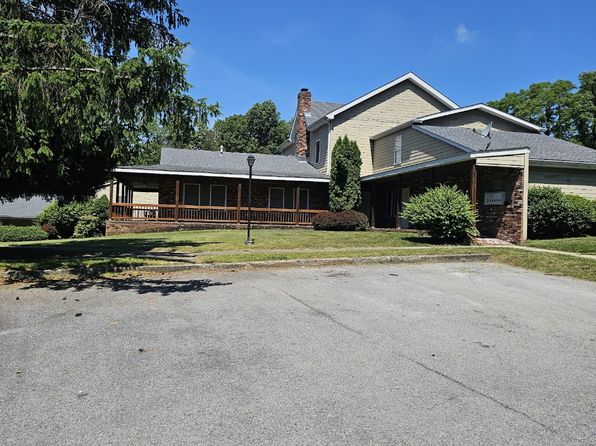 4 Willow Way #M