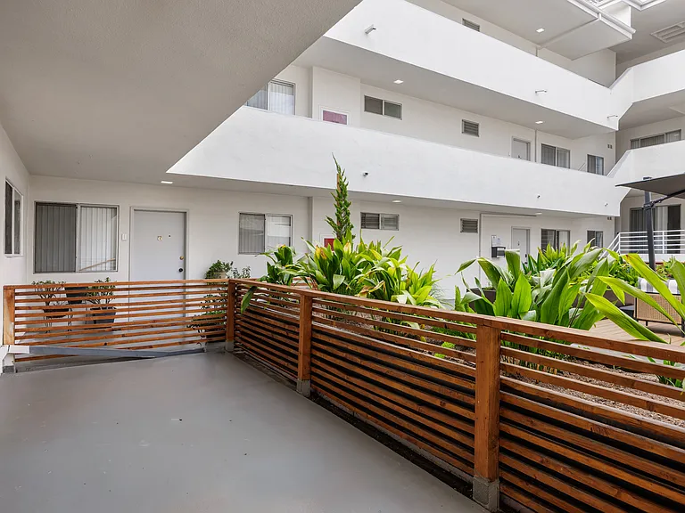 West Brent Apartments — Photo 50