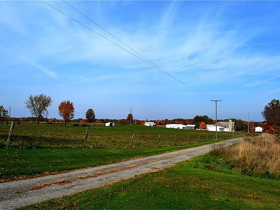 2nd image of 370 McFarland Ln