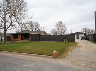 455 5th St, Hawley, TX 79525