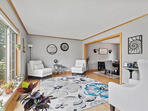 4th image of 2971 Snowberry Ln