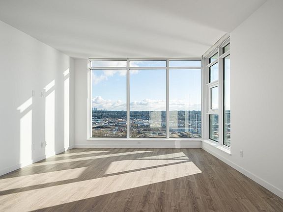 2nd image of 680 Quayside Dr #3608