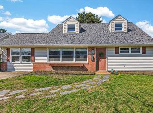 2220 Ardmore Ave, Chesapeake, VA 23324