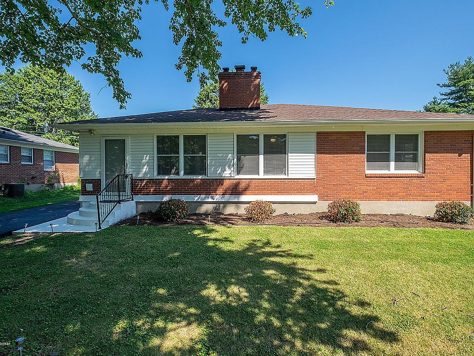 1st image of 2221 Paris Dr