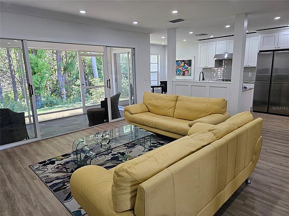 3rd image of 4916 Troon Ln