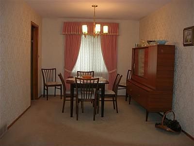 5th image of 7608 Yorktown Ln